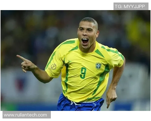 小罗:可以成为巴黎前史的一部分,我感到无比骄傲 小罗:可以成为巴黎前史的一部分,我感到无比骄傲